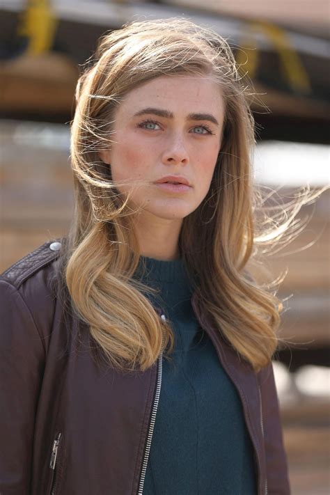 Melissa Roxburgh PornStar